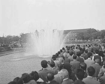 上野恩賜公園噴水開通式