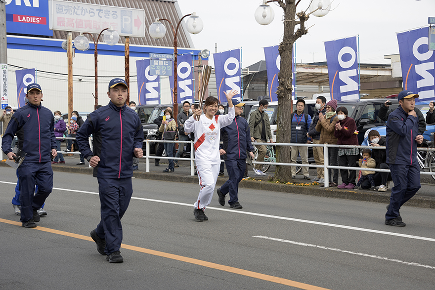 東京2020オリンピック聖火リレーのリハーサルの写真です