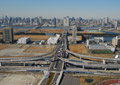 The Bayshore Route leading directly to the city center