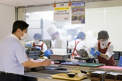 食堂の様子の画像