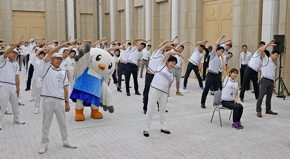 ラジオ体操の様子