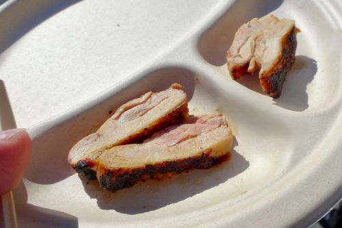 水素燃焼で発生する水蒸気でしっとり焼きあがった東京しゃも