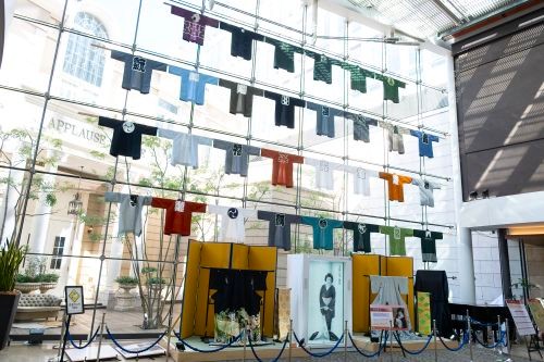 町会の半纏、赤坂芸者の衣装展示