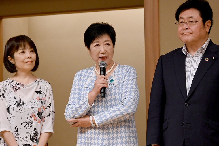 Photo: Governor Koike greeting in the meeting