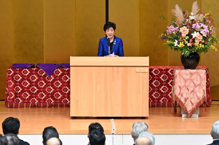小池知事の式辞の写真